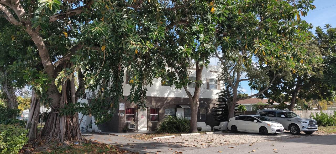 2205 Roosevelt Street - Photo 1