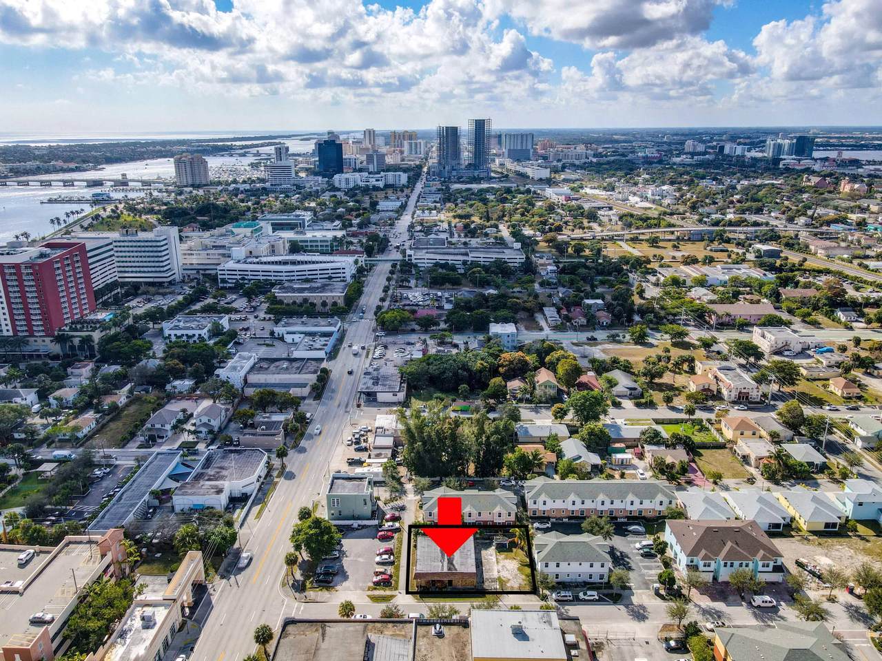 408 17th Street - Photo 1