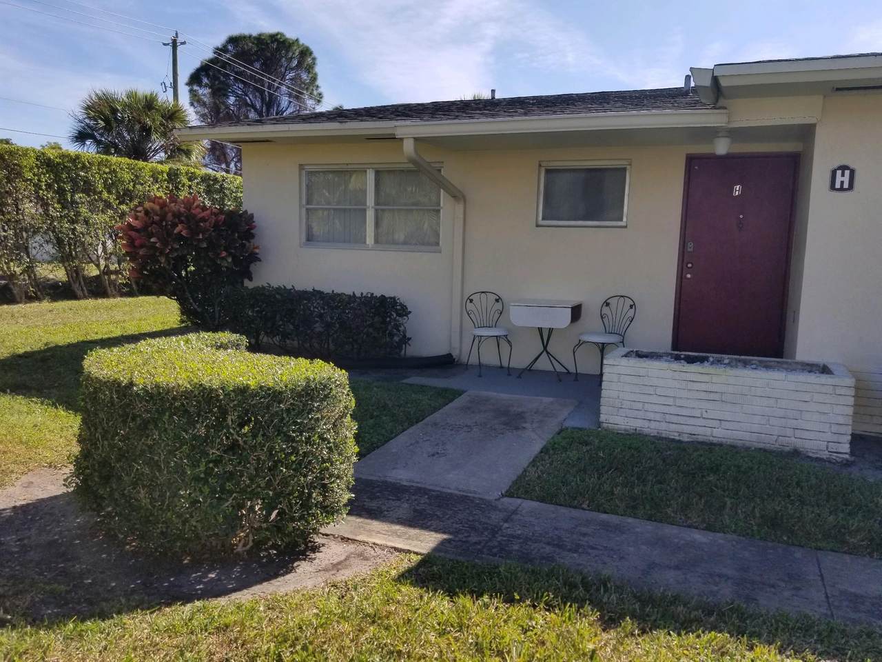2898 Ashley Drive - Photo 1