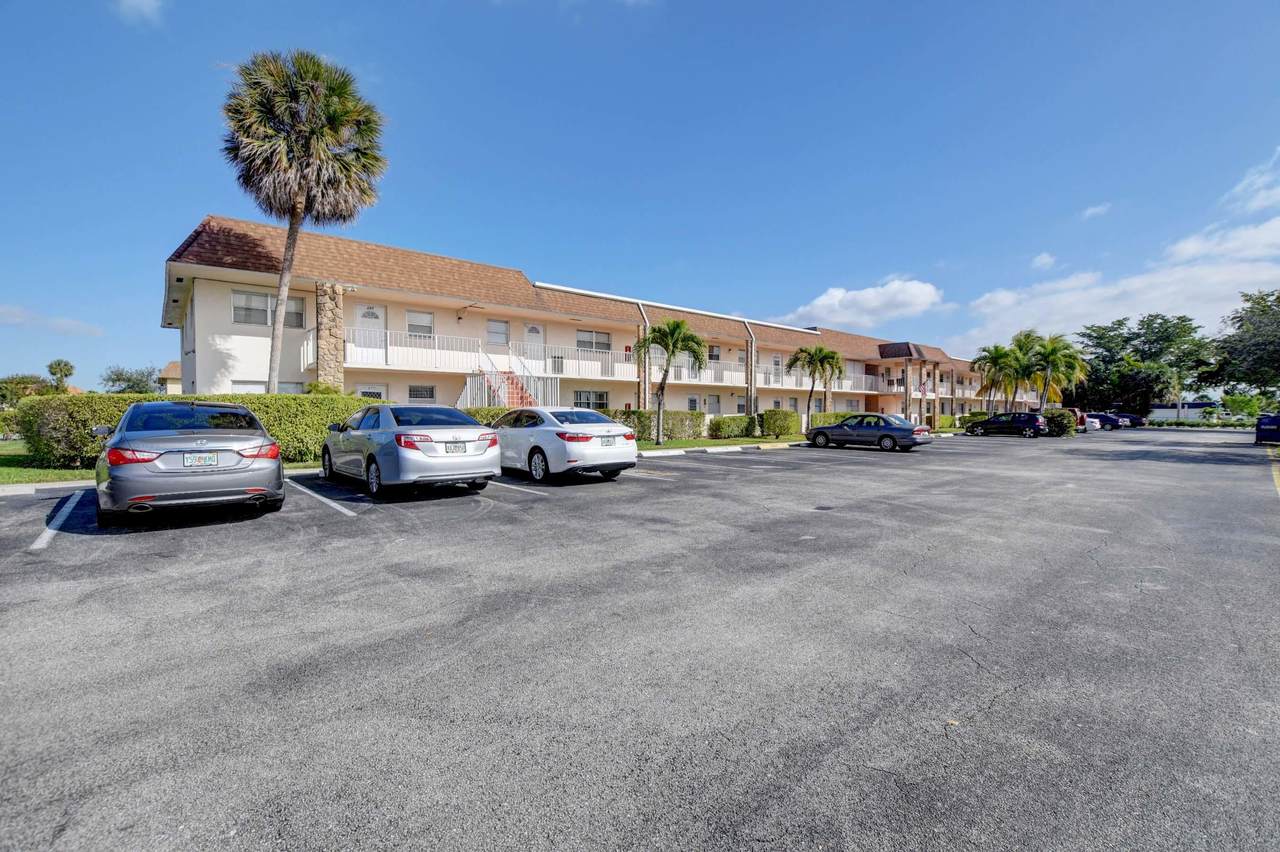 9851 Sandalfoot Boulevard - Photo 1