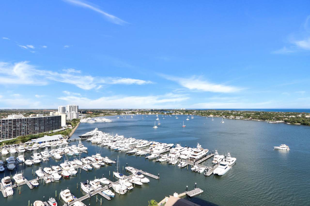 100 Lakeshore Drive - Photo 1