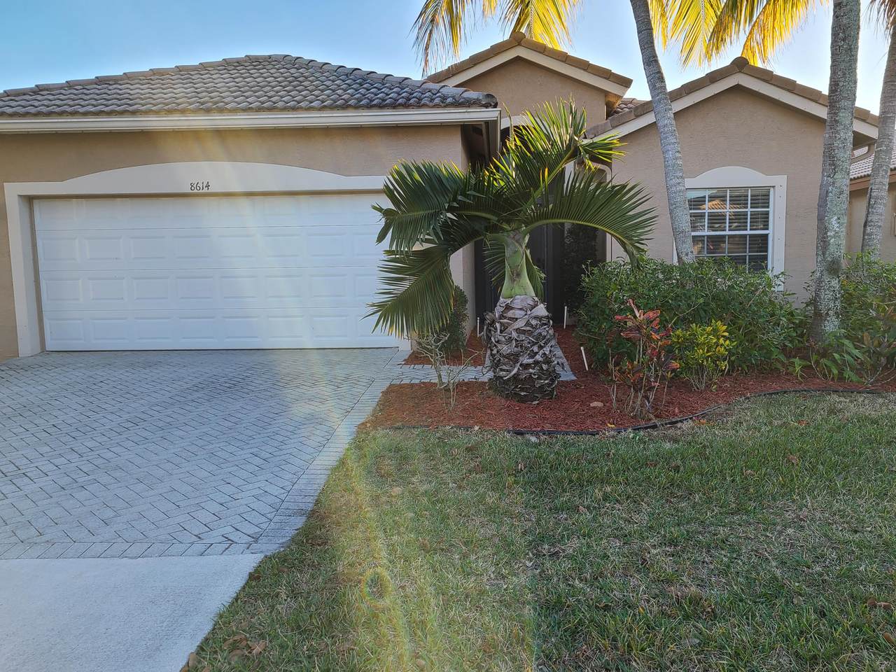 8614 Green Cay - Photo 1