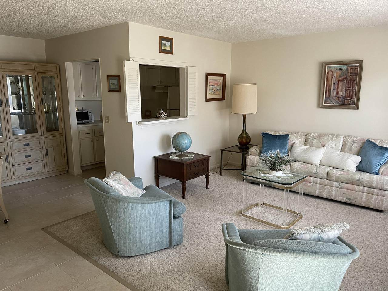 217 Southampton A - Photo 1