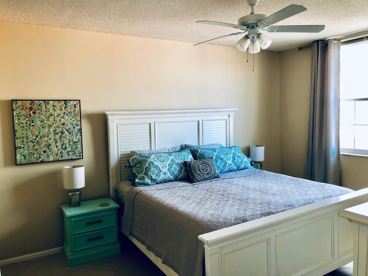630 Sapodilla Avenue - Photo 1