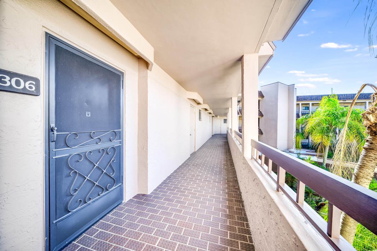 4770 Fountains Drive - Photo 1