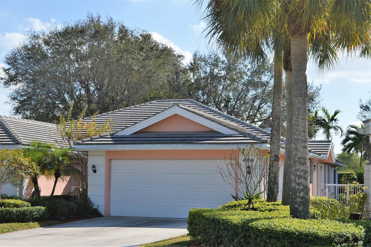 4268 Royal Oak Drive - Photo 1