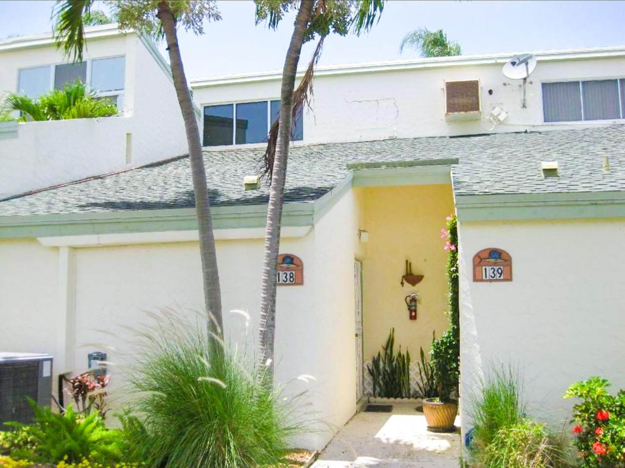 129 Lehane Terrace - Photo 1