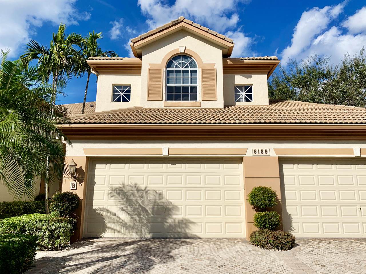 6189 Island Walk - Photo 1