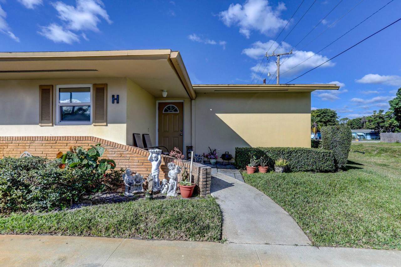 2511 Barkley Drive - Photo 1