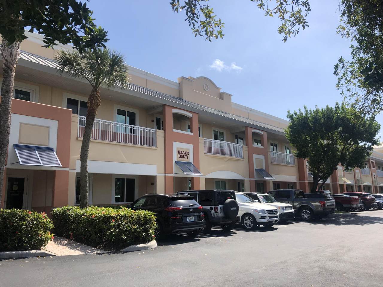 601 Congress 107 Avenue - Photo 1