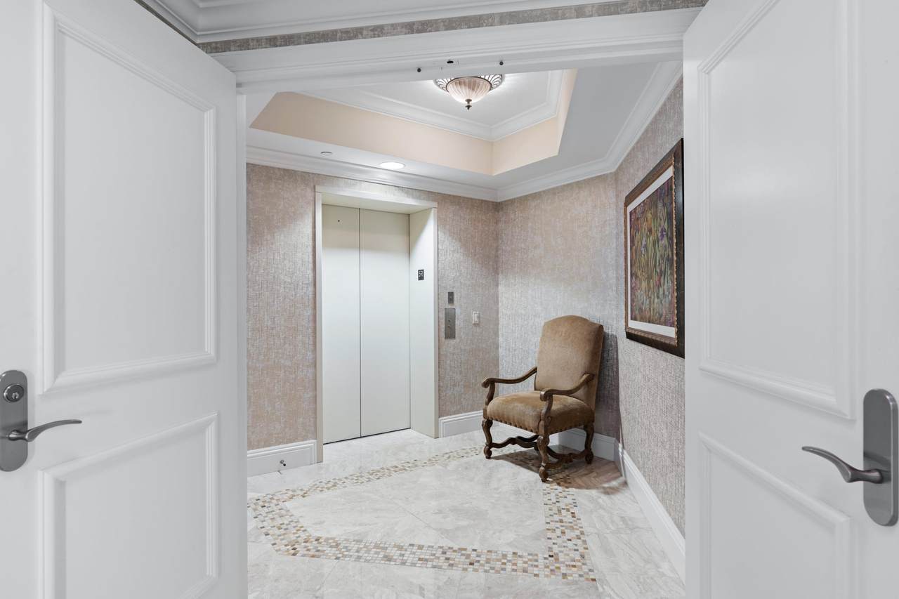 5050 Ocean Drive - Photo 1