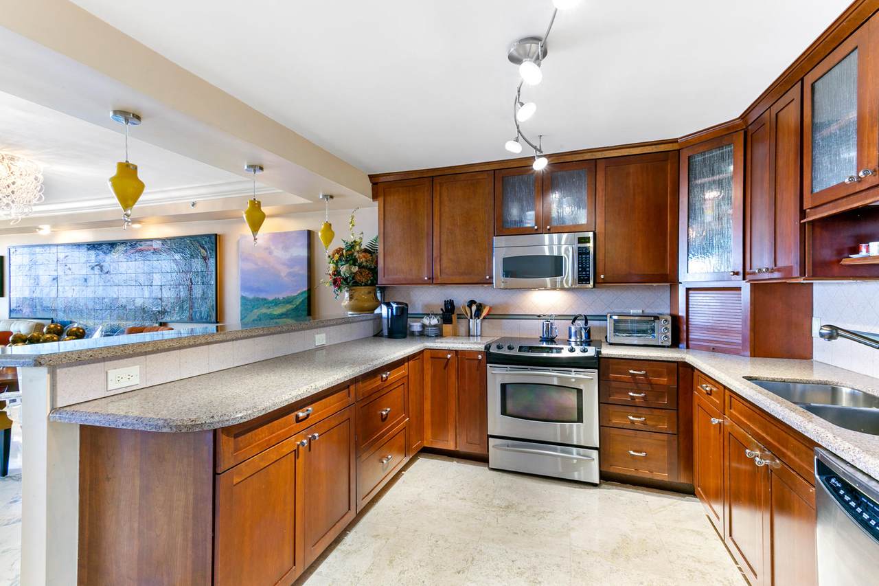 2480 Presidential Way - Photo 1