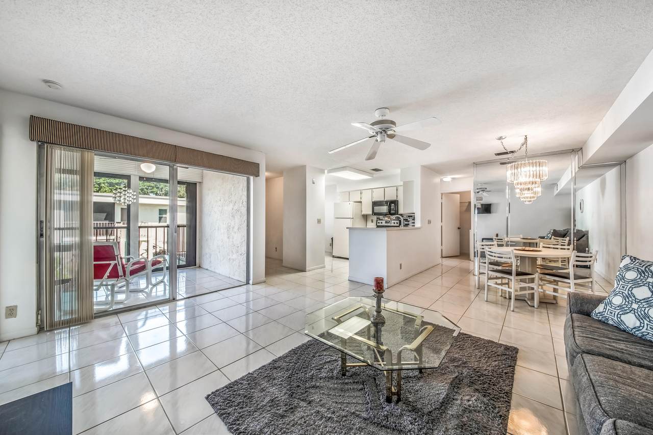 14898 Wedgefield Drive - Photo 1