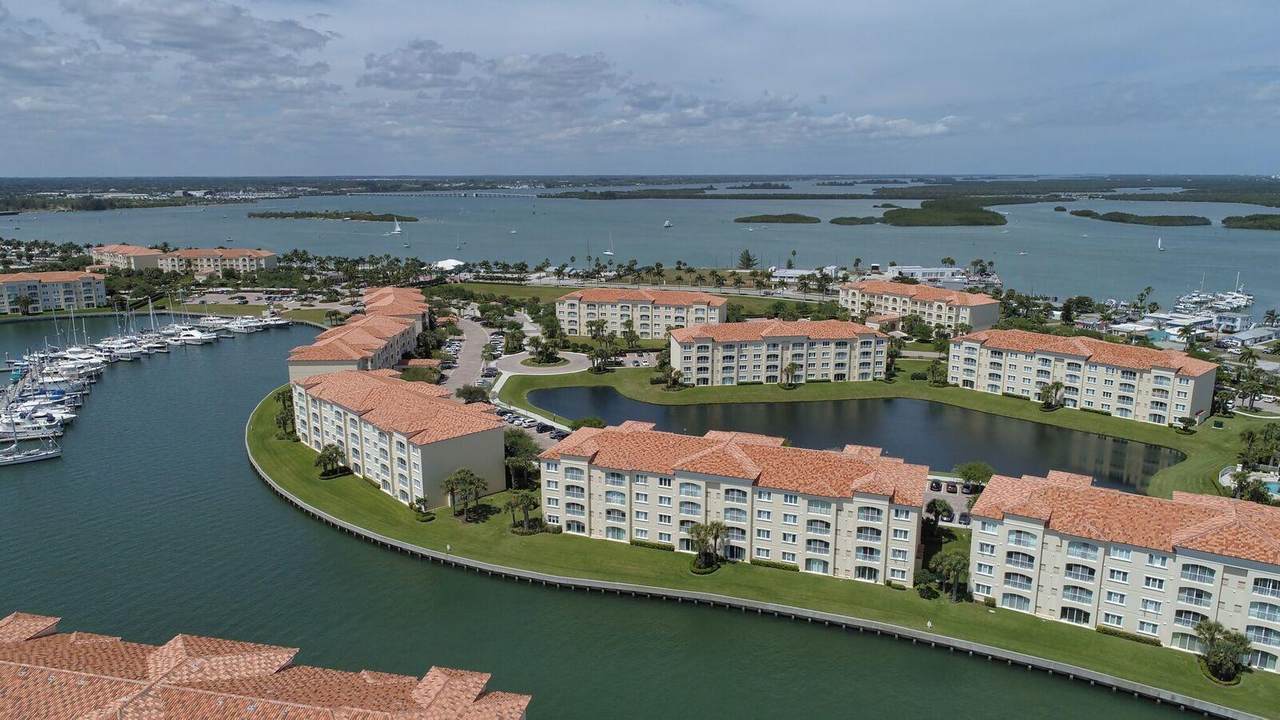 6 Harbour Isle Drive - Photo 1