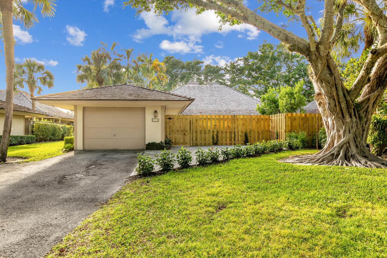 2139 Wightman Drive - Photo 1