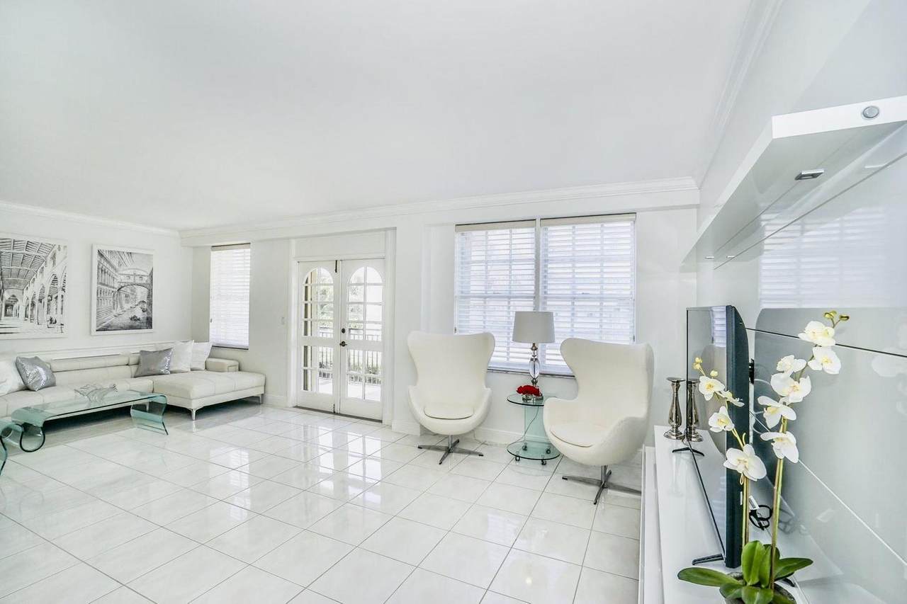 3475 Ocean Boulevard - Photo 1