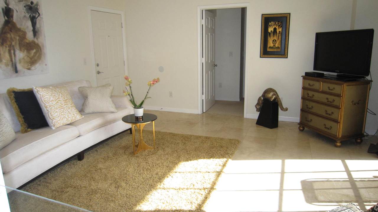 233 Federal Highway - Photo 1