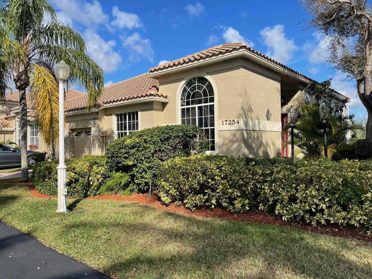 17254 Boca Club Boulevard - Photo 1