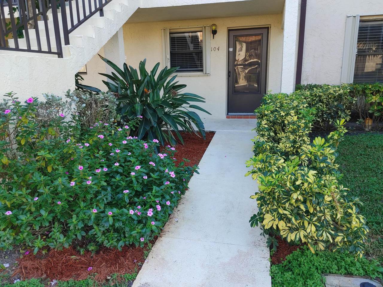 7142 Golf Colony Court - Photo 1