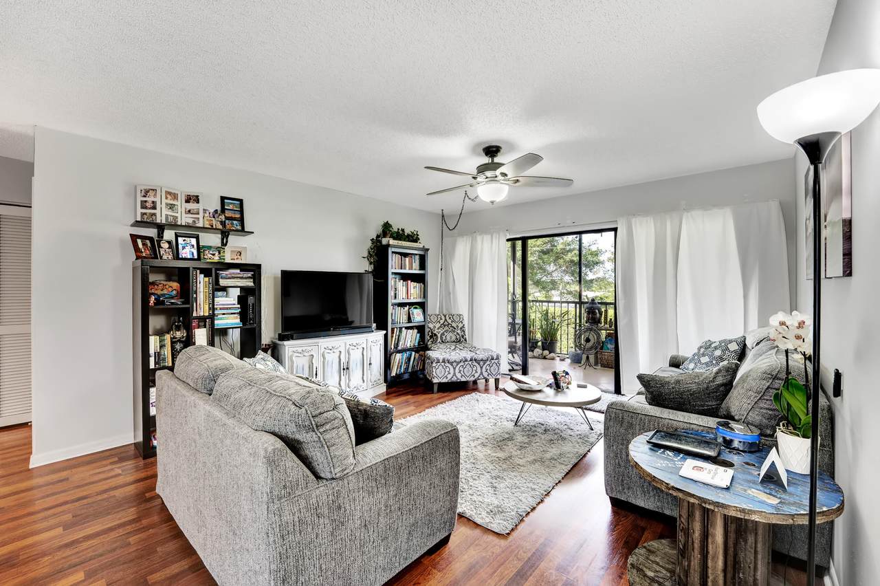1130 Homewood Boulevard - Photo 1