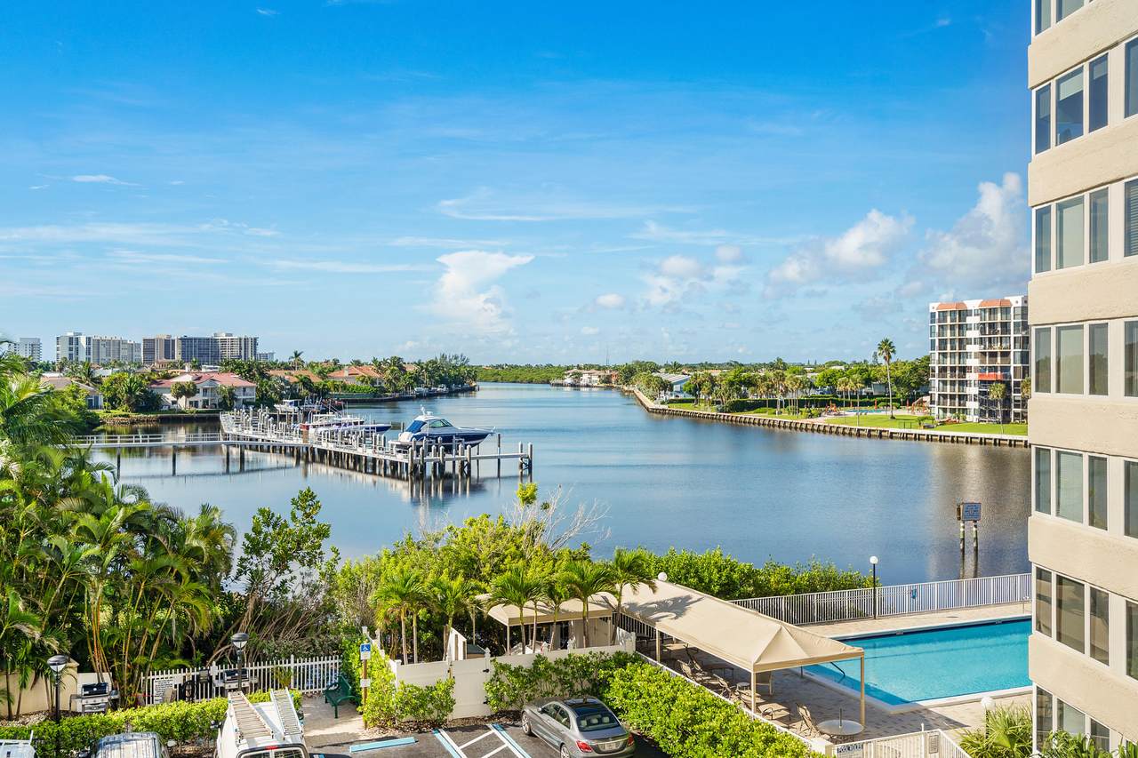 3912 Ocean Boulevard - Photo 1