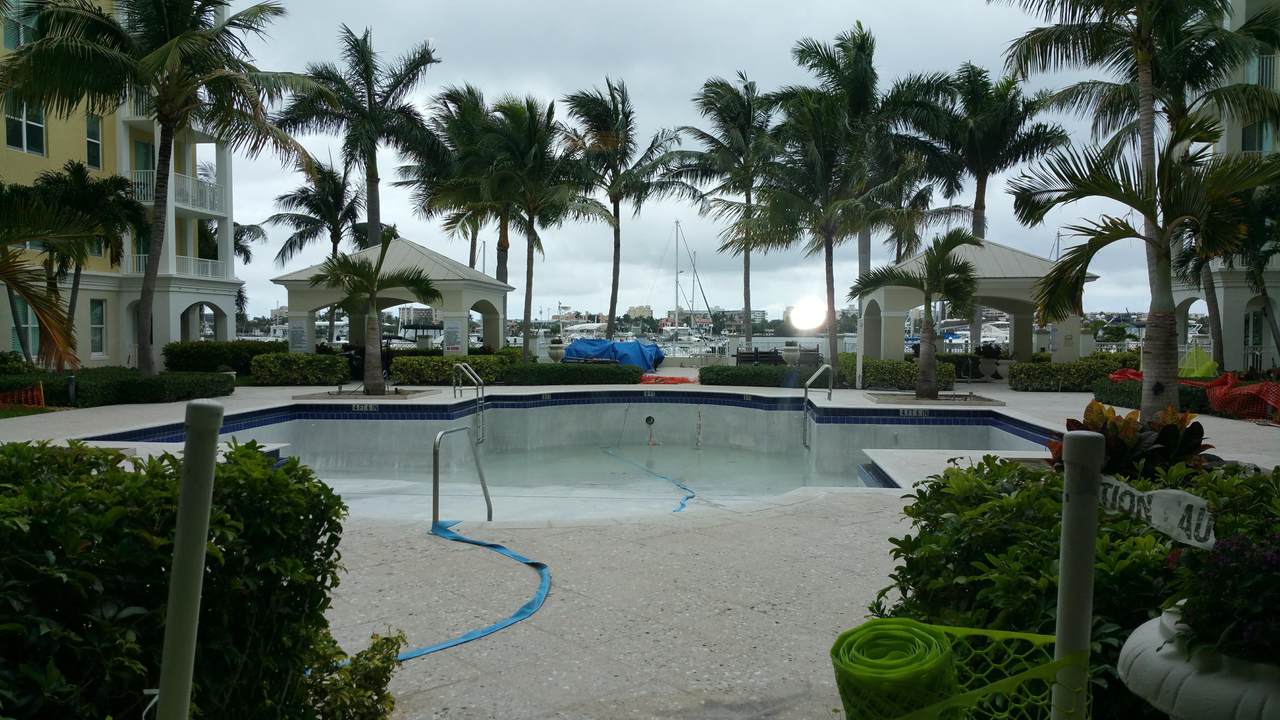 802 Windward Way - Photo 1