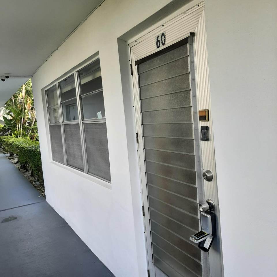 60 Canterbury C - Photo 1