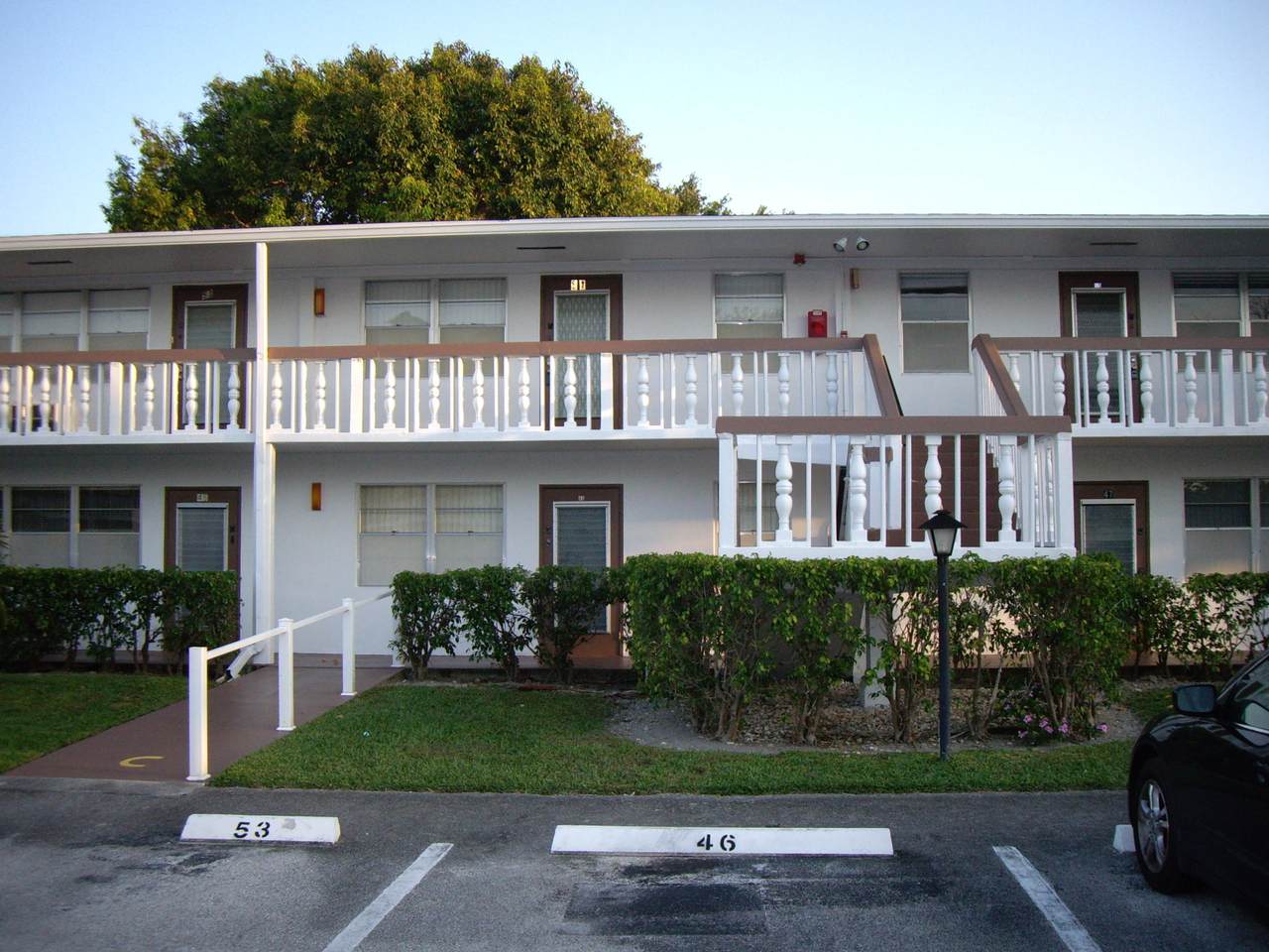 54 Newport C - Photo 1