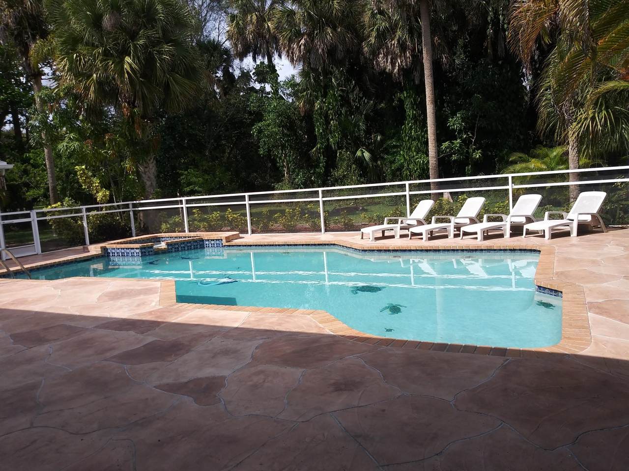13353 Doubletree Cir - Photo 1