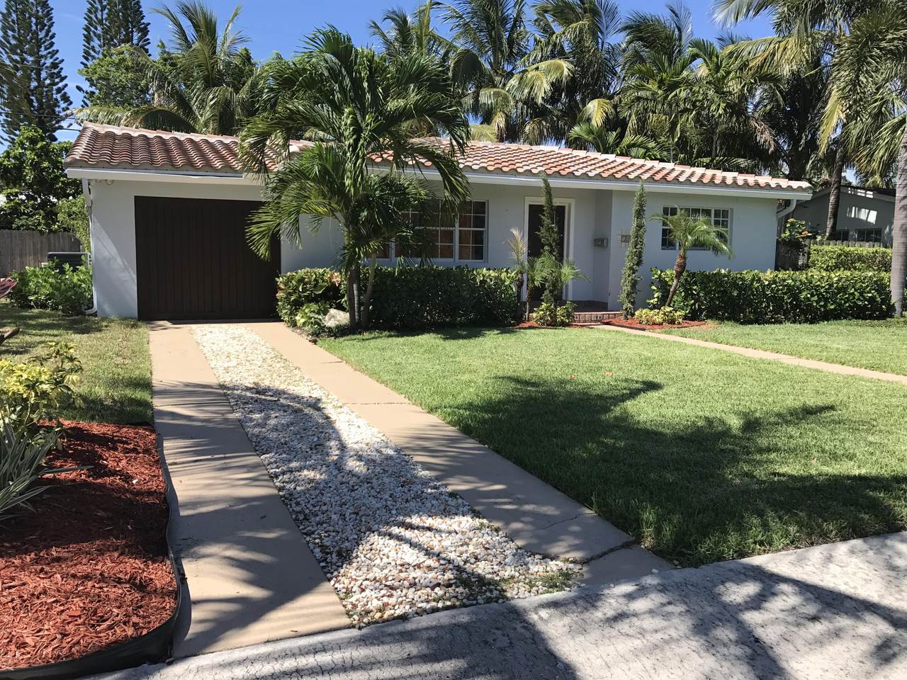 157 Gregory Place - Photo 1