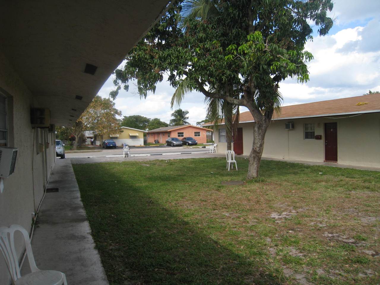 440 30th Street - Photo 1