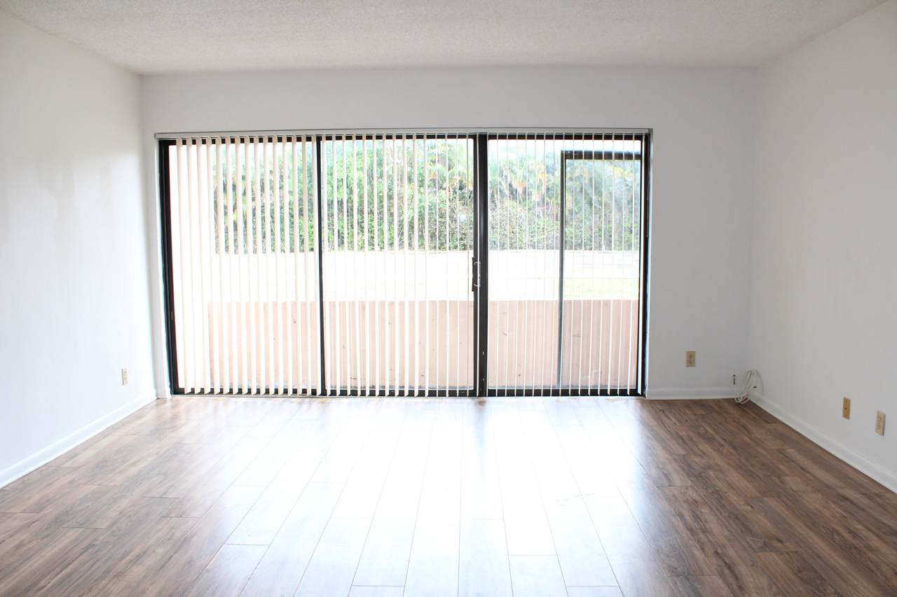 1800 Congress Avenue - Photo 1