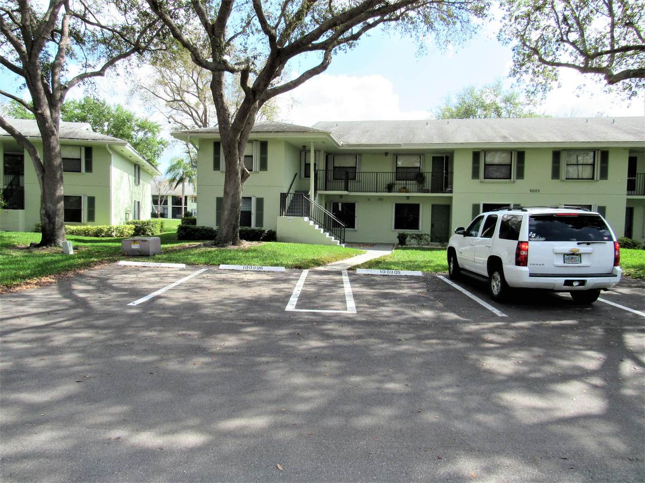 1001 Sabal Ridge Circle - Photo 1