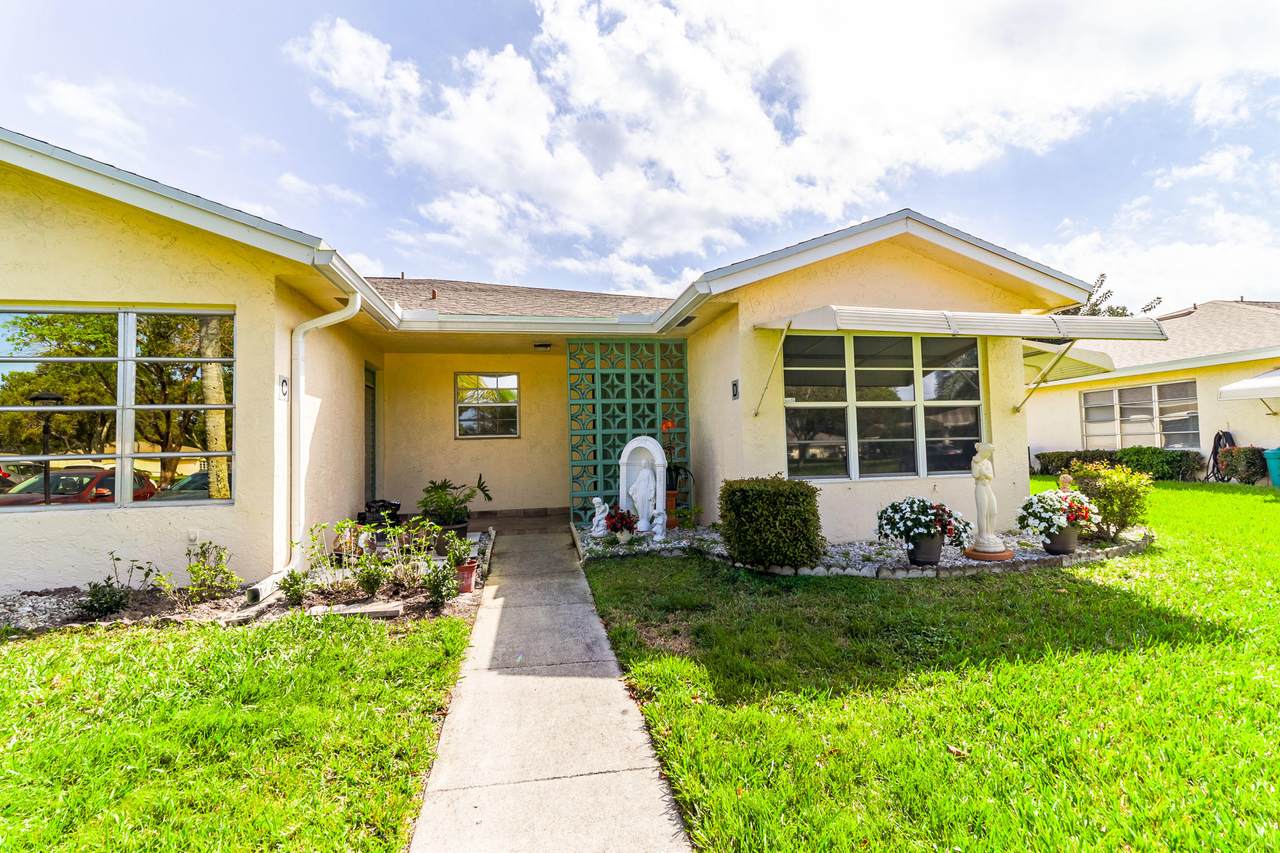 5138 Lakefront Boulevard - Photo 1