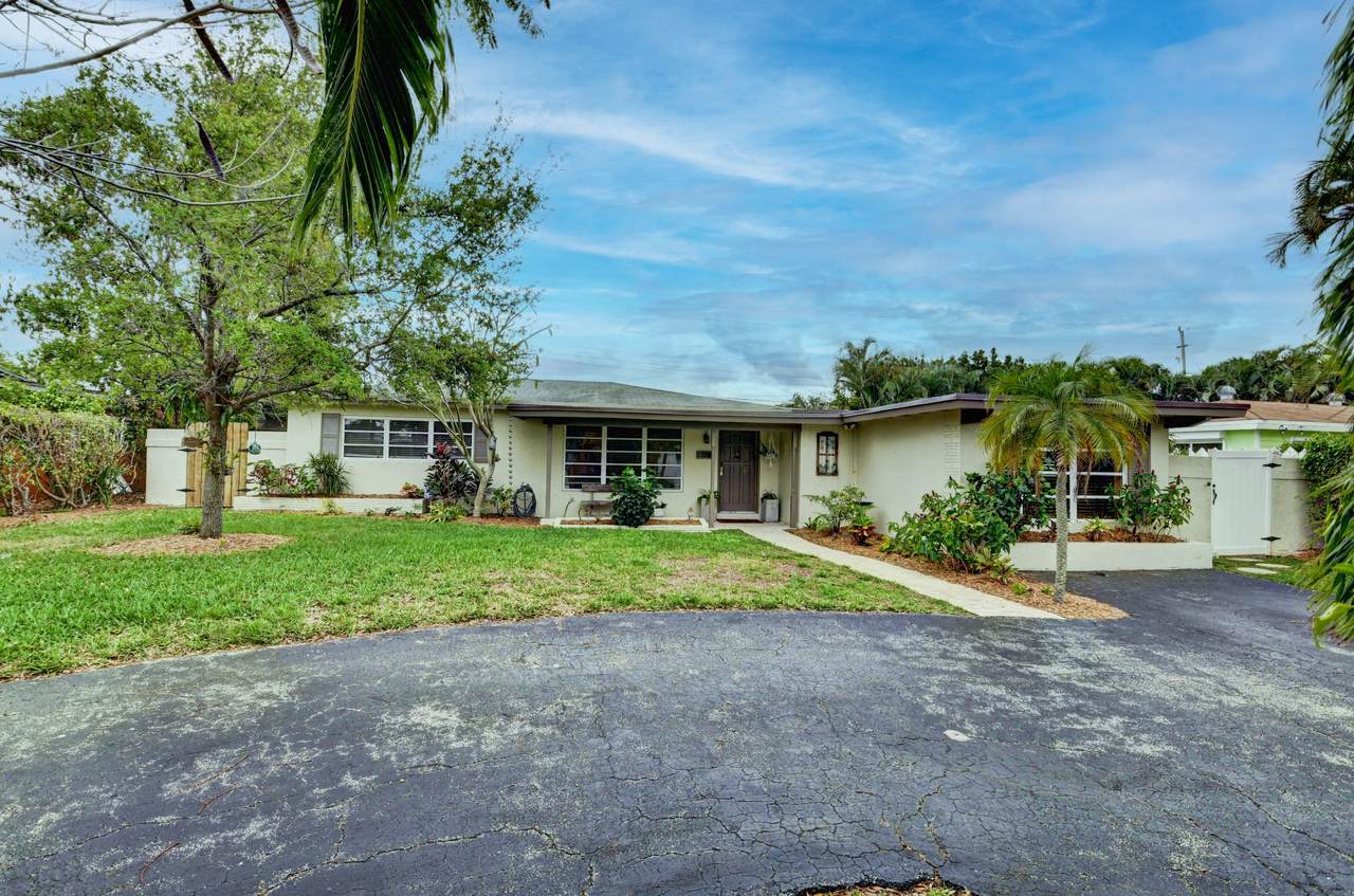 336 28th Terrace - Photo 1