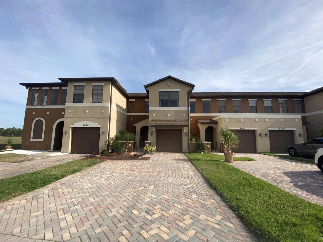5641 Coventry Circle - Photo 1