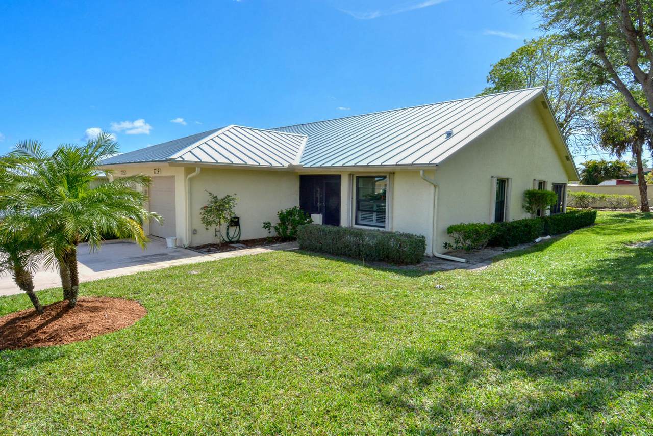 7719 Sugar Sand Circle - Photo 1