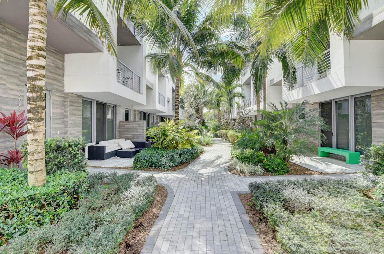 4023 17th Way - Photo 1