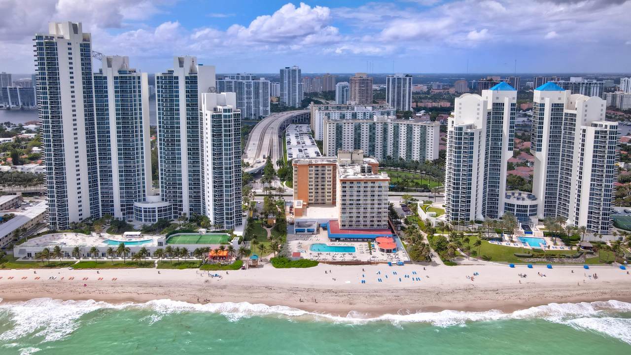 19201 Collins Avenue - Photo 1