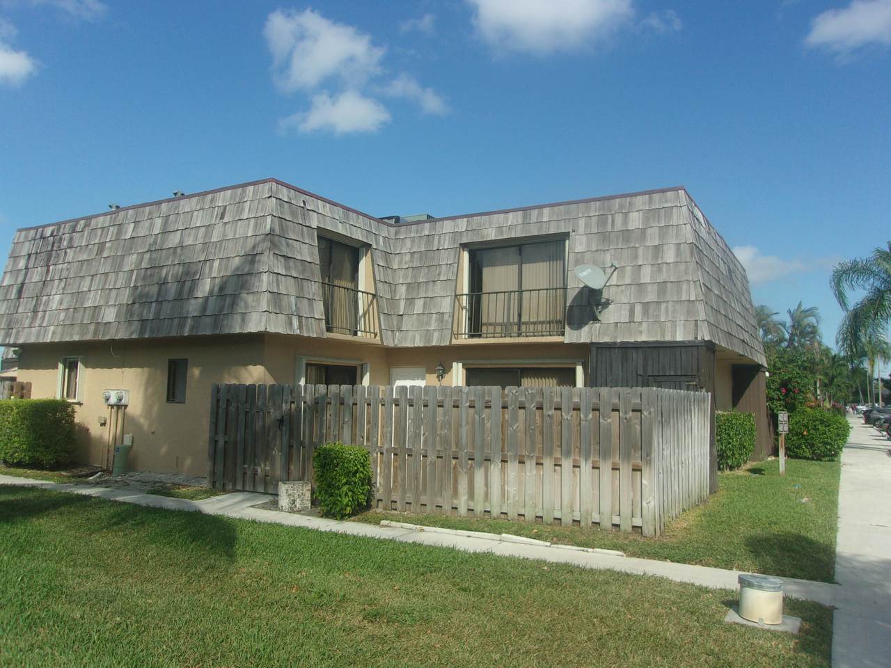 4601 Waterview Circle - Photo 1