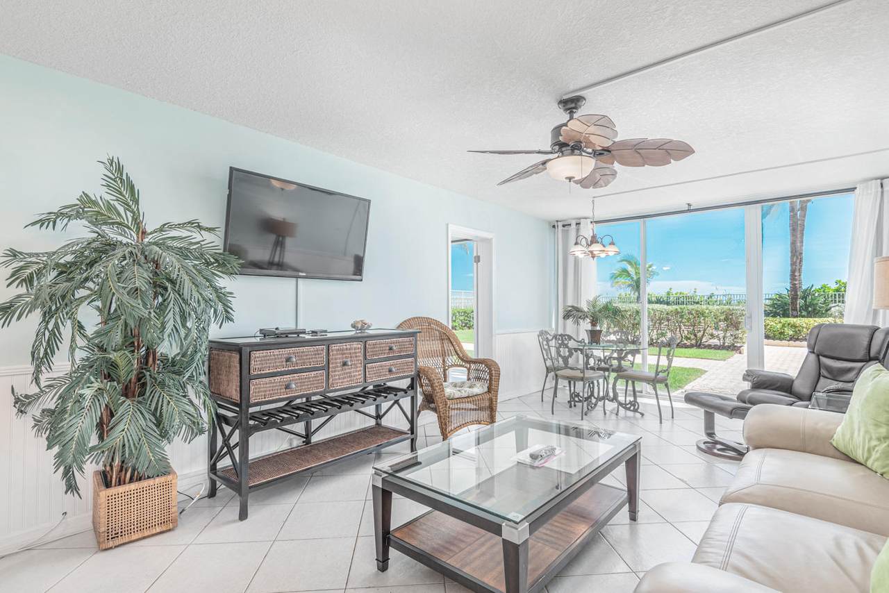 9800 Ocean Drive - Photo 1