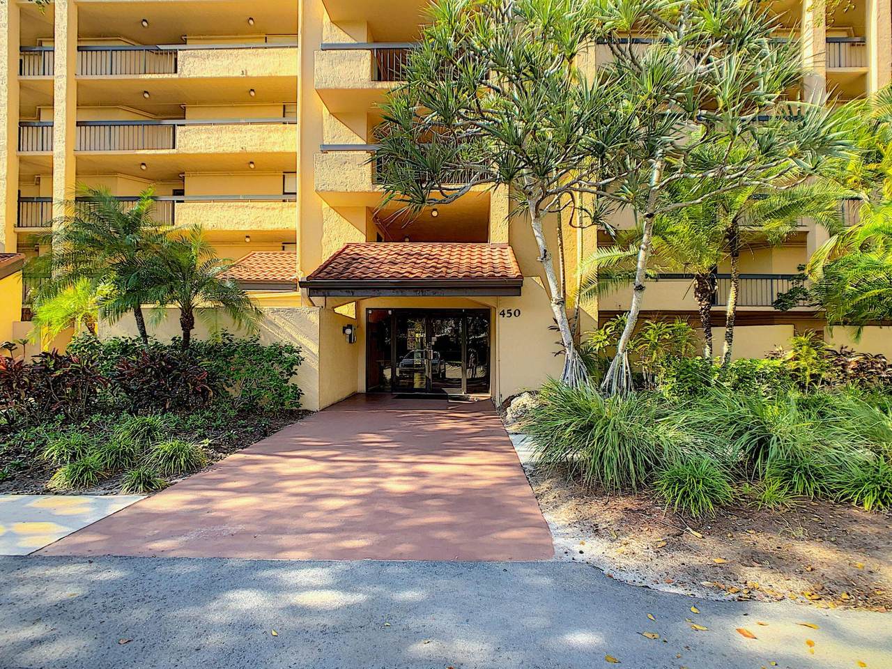 450 Egret 9303 Circle - Photo 1