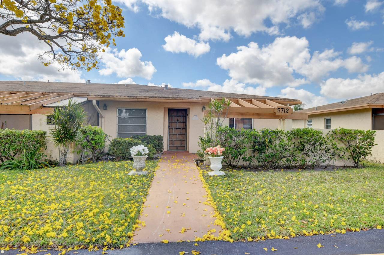 5712 Phoenix Palm Court - Photo 1