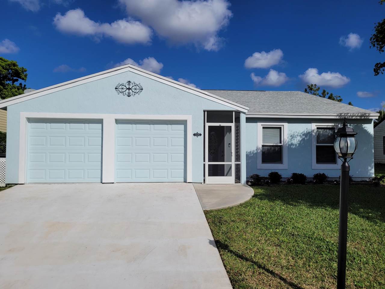 5270 Harwood Lane - Photo 1