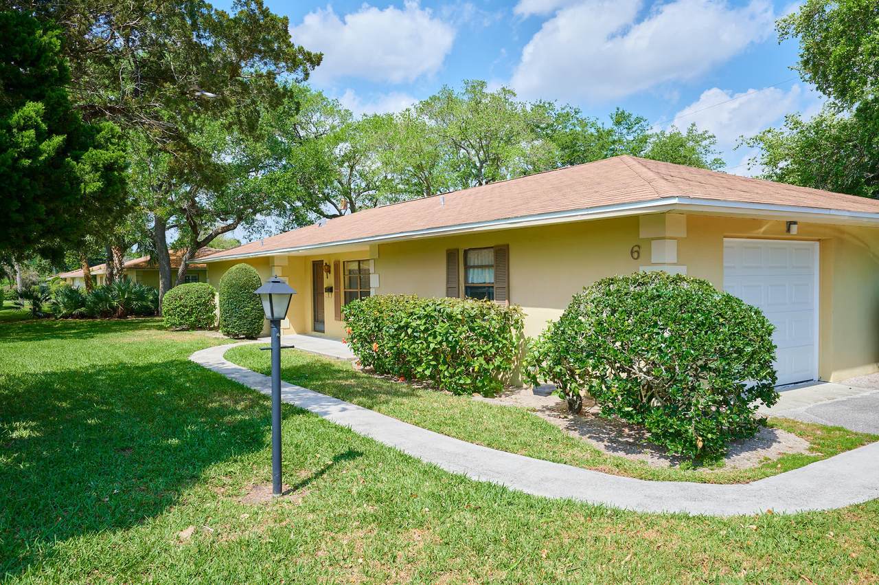 400 18th Street - Photo 1