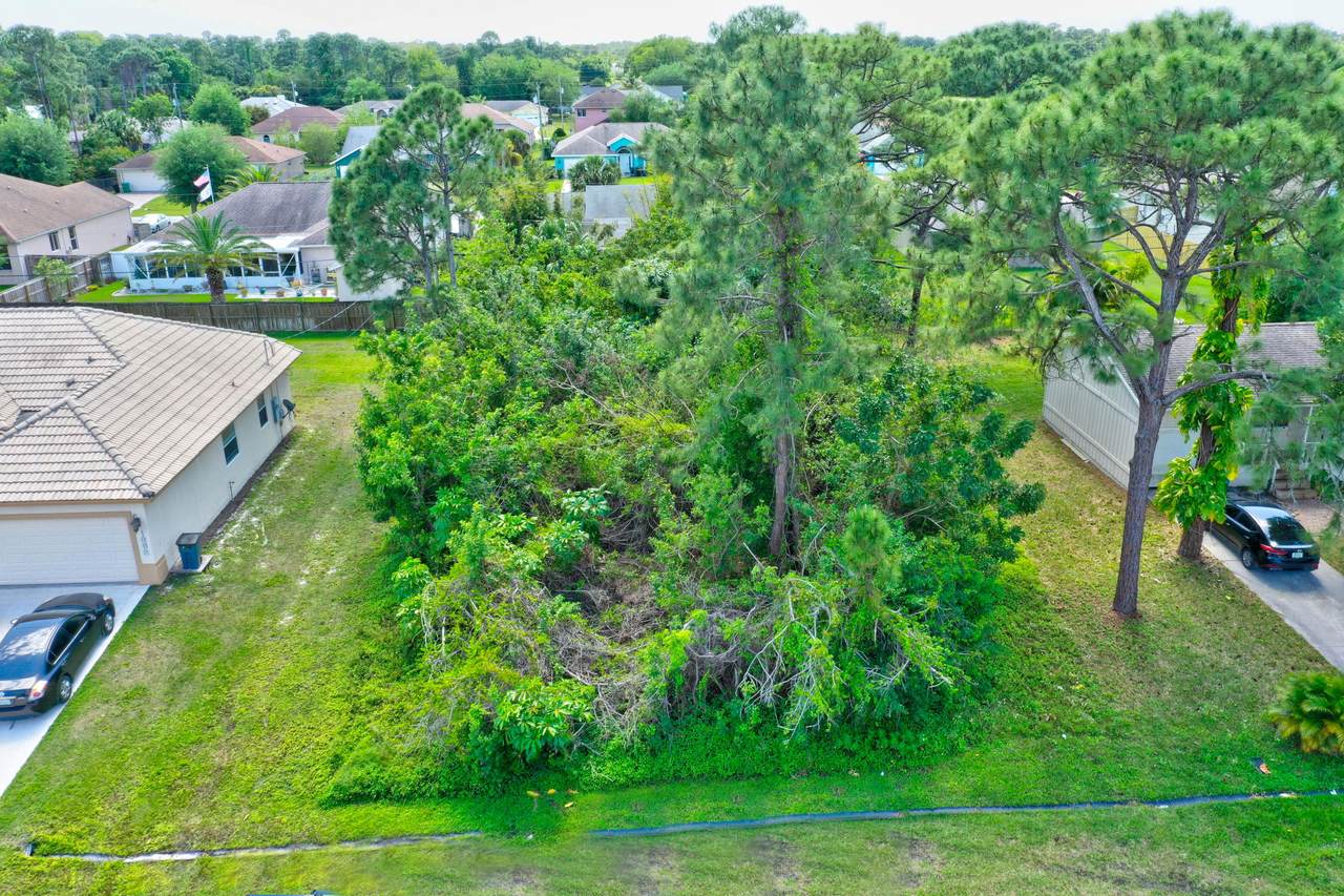 1874 Altman Avenue - Photo 1