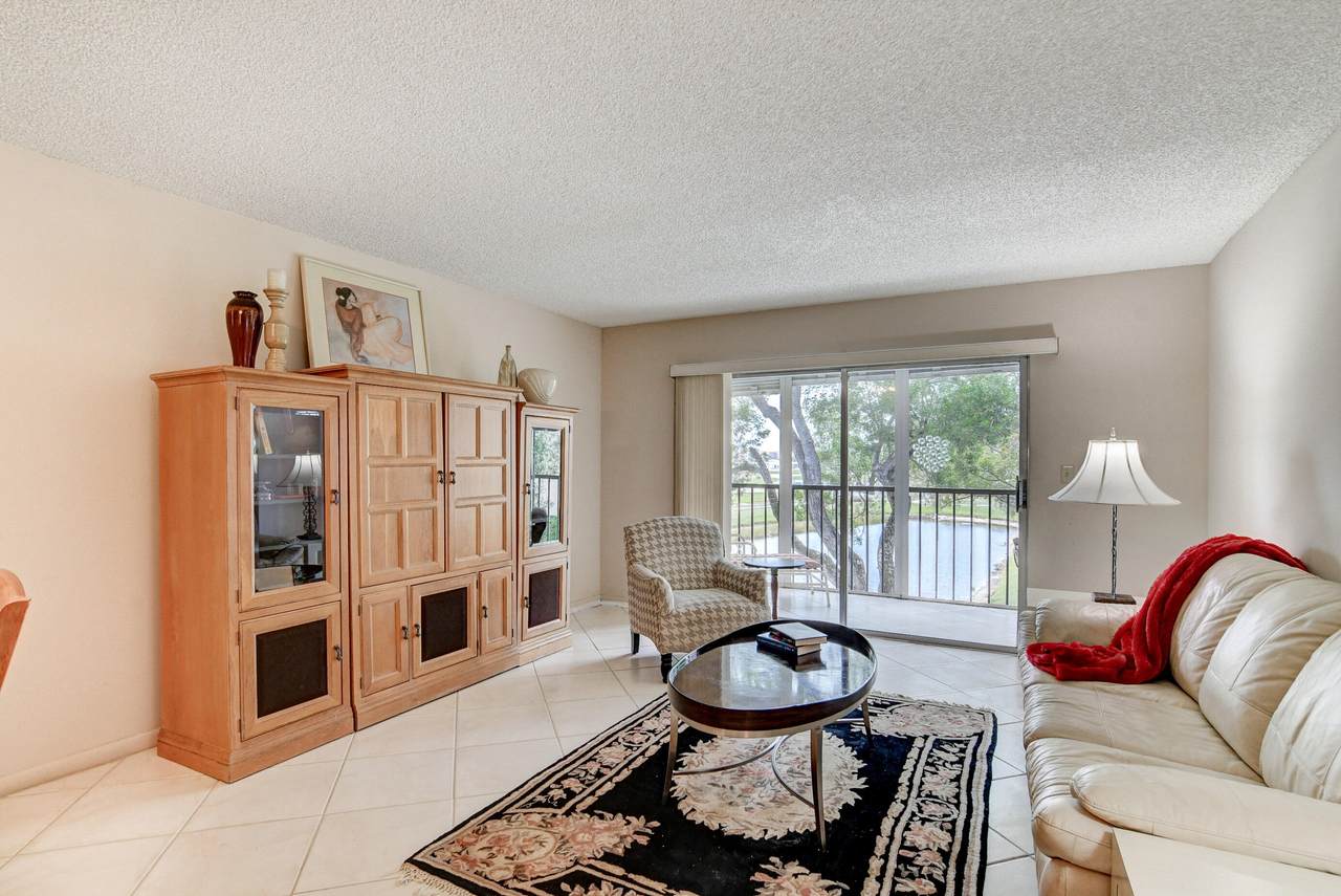 14375 Strathmore Lane - Photo 1