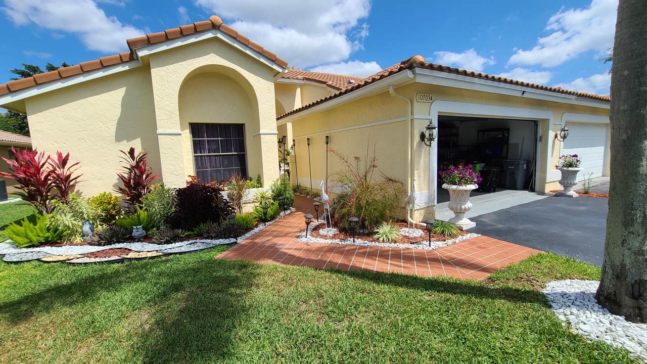 10703 Ladypalm Lane - Photo 1