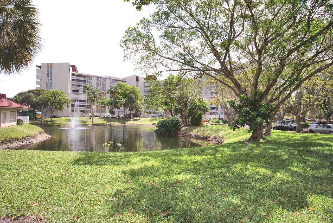 7041 Environ Boulevard - Photo 1