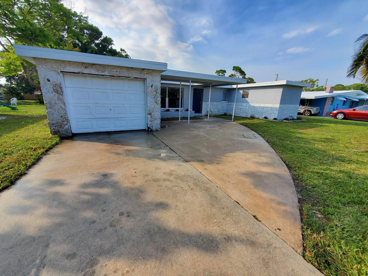 328 Shady Lane - Photo 1
